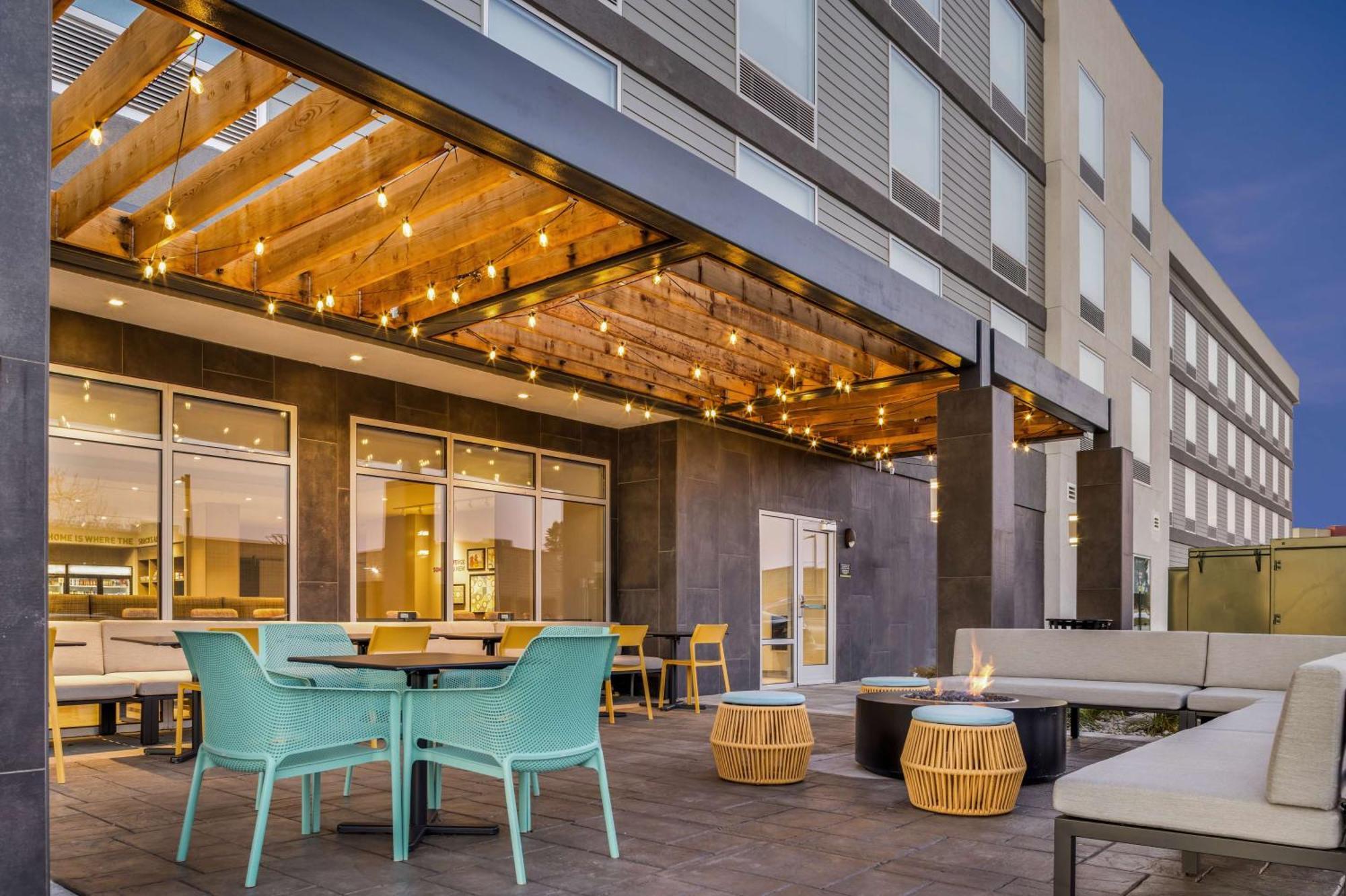 Home2 Suites By Hilton Colorado Springs Airport Екстер'єр фото