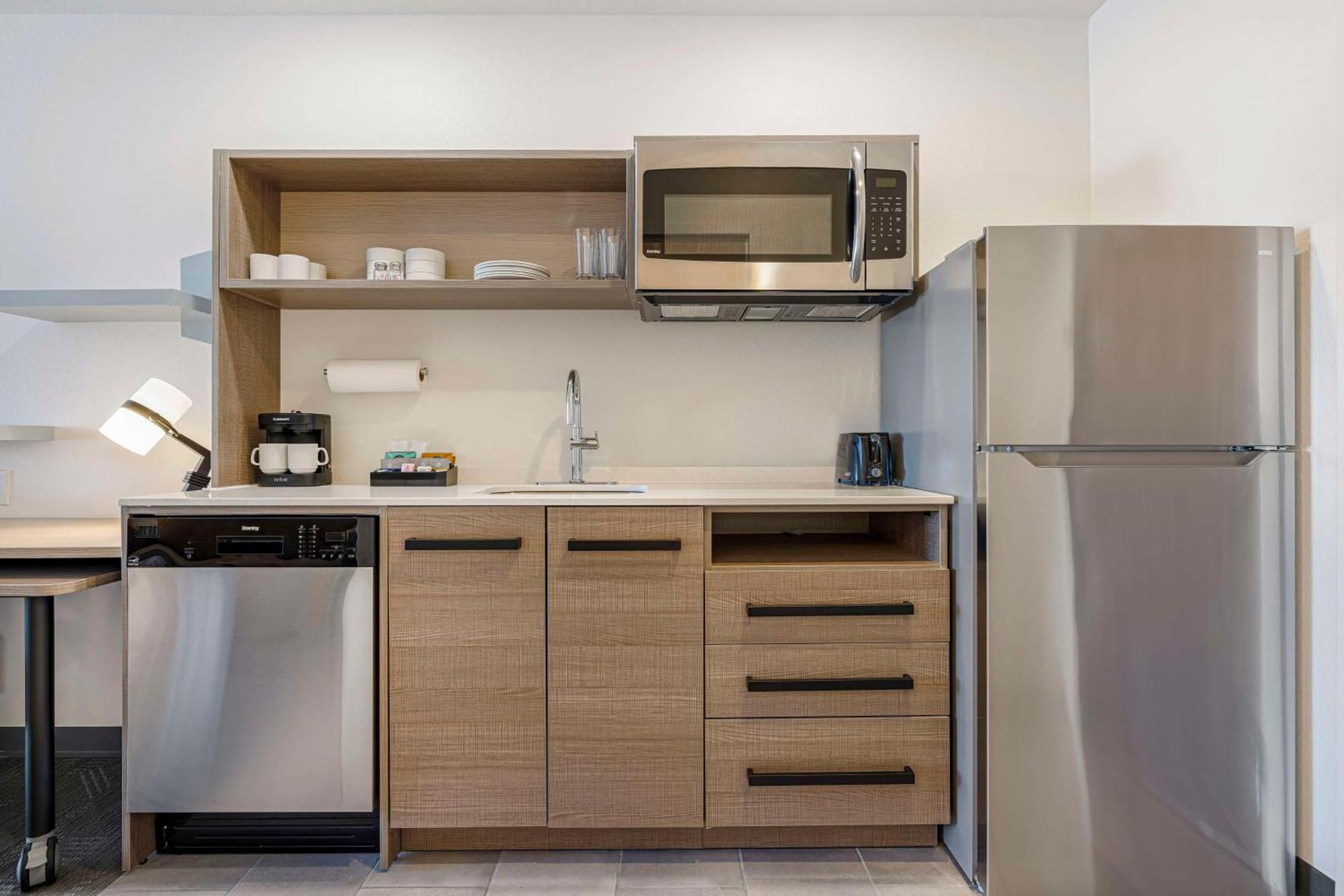 Home2 Suites By Hilton Colorado Springs Airport Екстер'єр фото