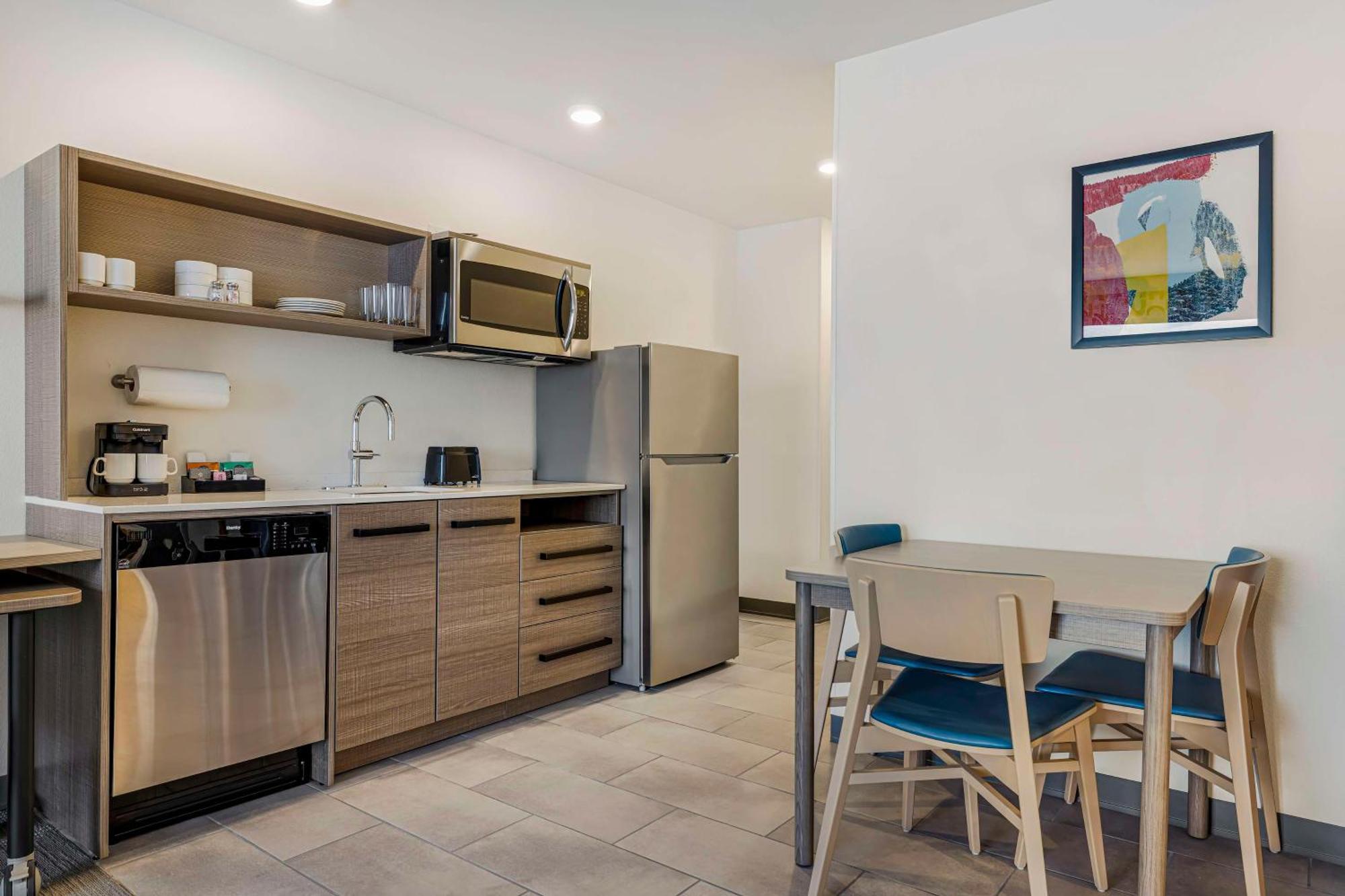 Home2 Suites By Hilton Colorado Springs Airport Екстер'єр фото