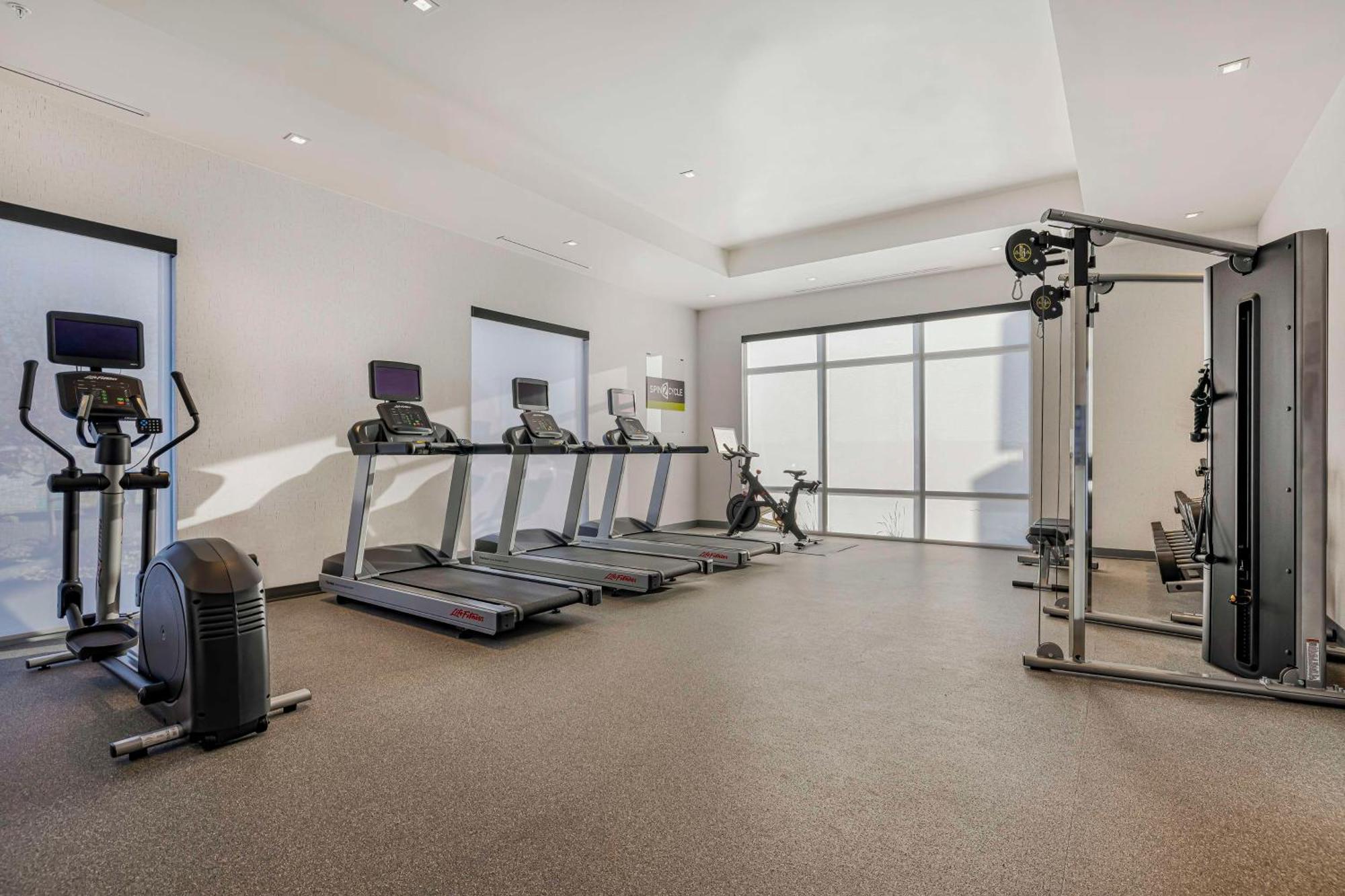 Home2 Suites By Hilton Colorado Springs Airport Екстер'єр фото